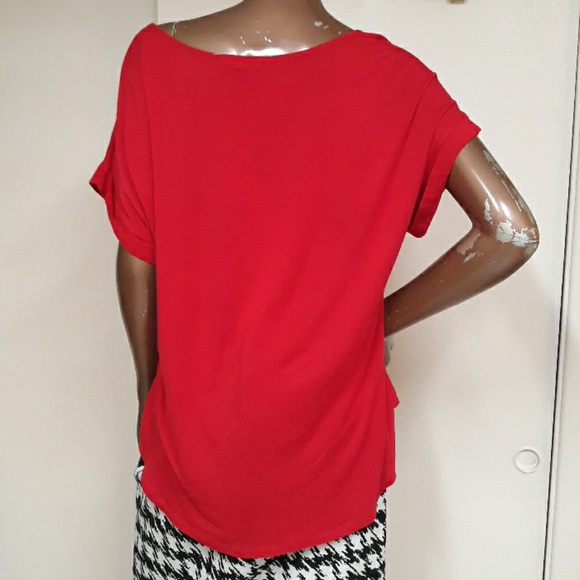 Pleione Blouse Great for Layering - Picture 3 of 4